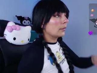 Freechat marceliinee on CamSoda