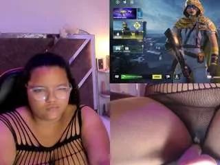 Offline mhia-rey on CamSoda