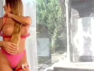 Freechat mia-miian18 on CamSoda