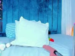 Offline miahorny69 on CamSoda