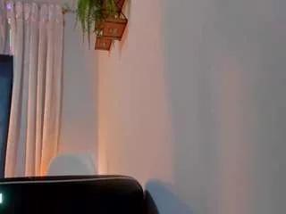 Offline miahorny69 on CamSoda