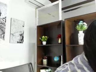 Offline miriam-milf on CamSoda