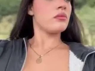 Offline naughtyfriends on CamSoda