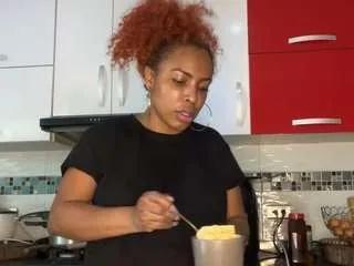 Offline niaharris on CamSoda