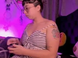 Freechat pia-fisher on CamSoda