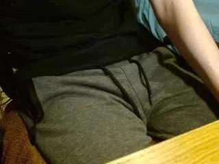 Offline readytocome90 on CamSoda