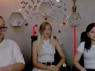 Offline renata-sweety on CamSoda