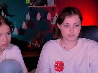 renata-sweety — Golden Ticket Show: sexy show (100 tokens per ticket)