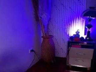 Offline samanthaa-collinss on CamSoda