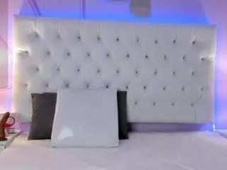 Offline sara-fanny on CamSoda