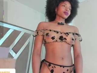 sara-williams1 on CamSoda 