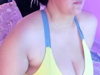 Freechat saramontoya on CamSoda