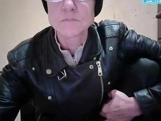 Freechat sexygeny on CamSoda