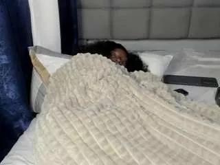 Offline suhailasuu on CamSoda