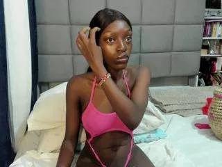 Offline suhailasuu on CamSoda