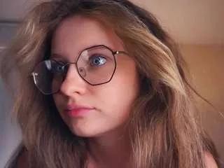 Offline synnegrindle on CamSoda