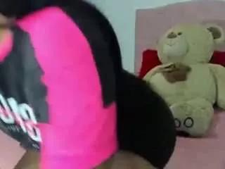 Freechat tanishaowens on CamSoda