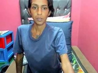 Offline temptressqeen on CamSoda