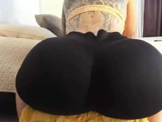 Offline thebigpam on CamSoda