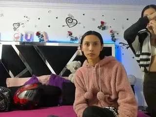 Offline thedreamgirlss on CamSoda