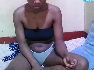 Freechat theshe on CamSoda