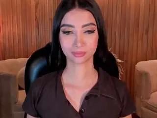 Freechat valeriavelvet on CamSoda