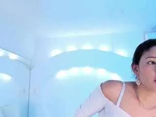 Freechat valerimilton on CamSoda