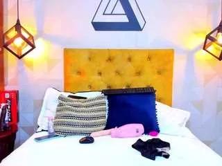 Offline violeta-sweet118 on CamSoda