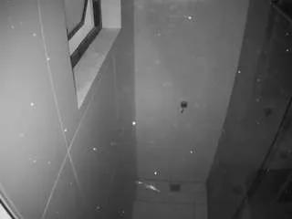 Freechat voyeurcam-casa-salsa-bathroom-13 on CamSoda