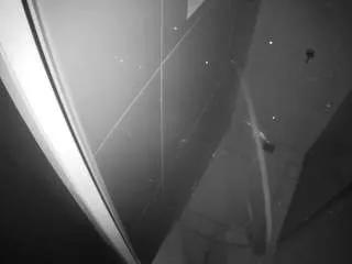 Freechat voyeurcam-casa-salsa-bathroom-13 on CamSoda