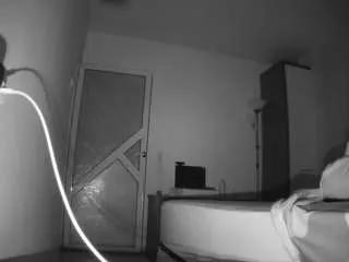 Freechat voyeurcam-charmhellen-kitchen on CamSoda