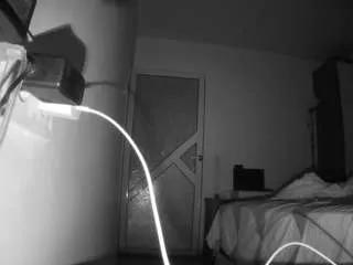 Freechat voyeurcam-charmhellen-kitchen on CamSoda