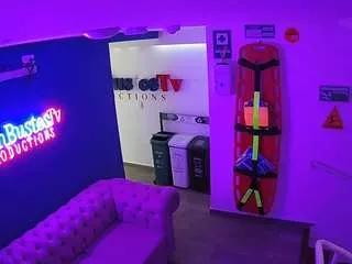 Freechat voyeurcam-jb-lobby on CamSoda