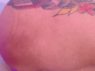 Freechat wildy-temping on CamSoda