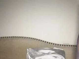 Offline xoxcat on CamSoda