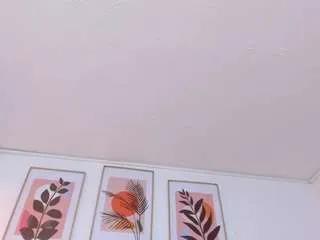 Offline yayisvega on CamSoda