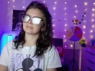 Offline yrenex on CamSoda