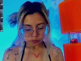 yukky-kuran — Show tongue with saliva  [Multi Goal]