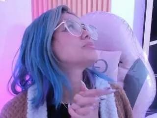 yukky-kuran on CamSoda 