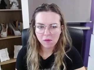 Offline zoeyfancy on CamSoda