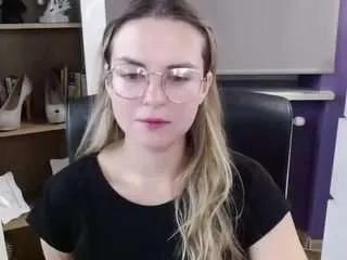 Offline zoeyfancy on CamSoda