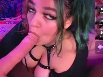 Freechat booboosperfectfacefuck on Chaturbate