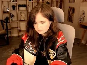 Freechat elainebeness on Chaturbate