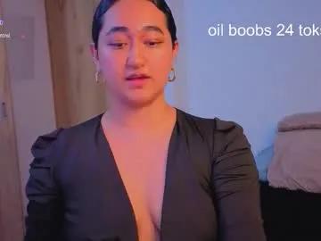 Freechat hipatiaandhephaestus on Chaturbate