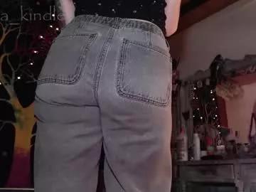 Freechat mala_kindle on Chaturbate