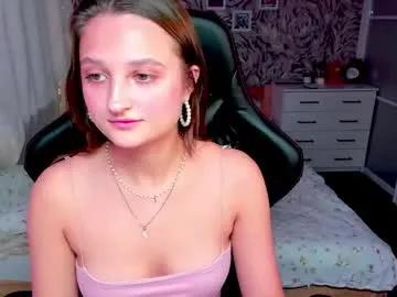 mishel_a_mur — play with my nipples #daddysgirl #18 #new #feet #cute [151 tokens remaining]