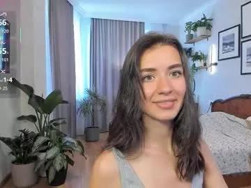 Freechat nicoleluuv on Chaturbate