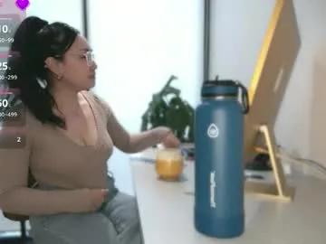 Freechat ozhmara on Chaturbate