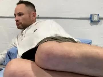 Freechat ryanj1zz on Chaturbate