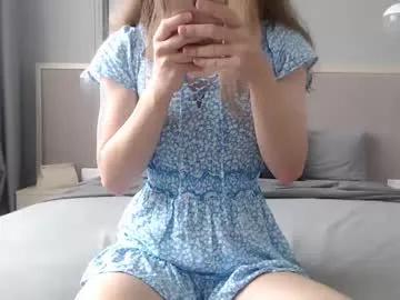 Freechat shy_schoolgirl_ on Chaturbate